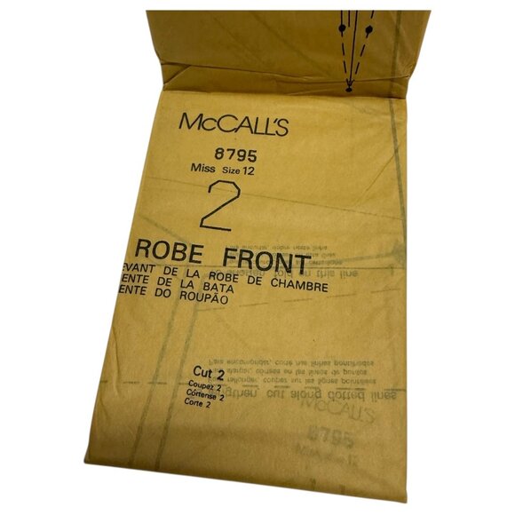 Vintage McCalls 8795 Sewing Pattern Misses Robe & Nightgown Bill Tice Size 12 - Picture 5 of 8